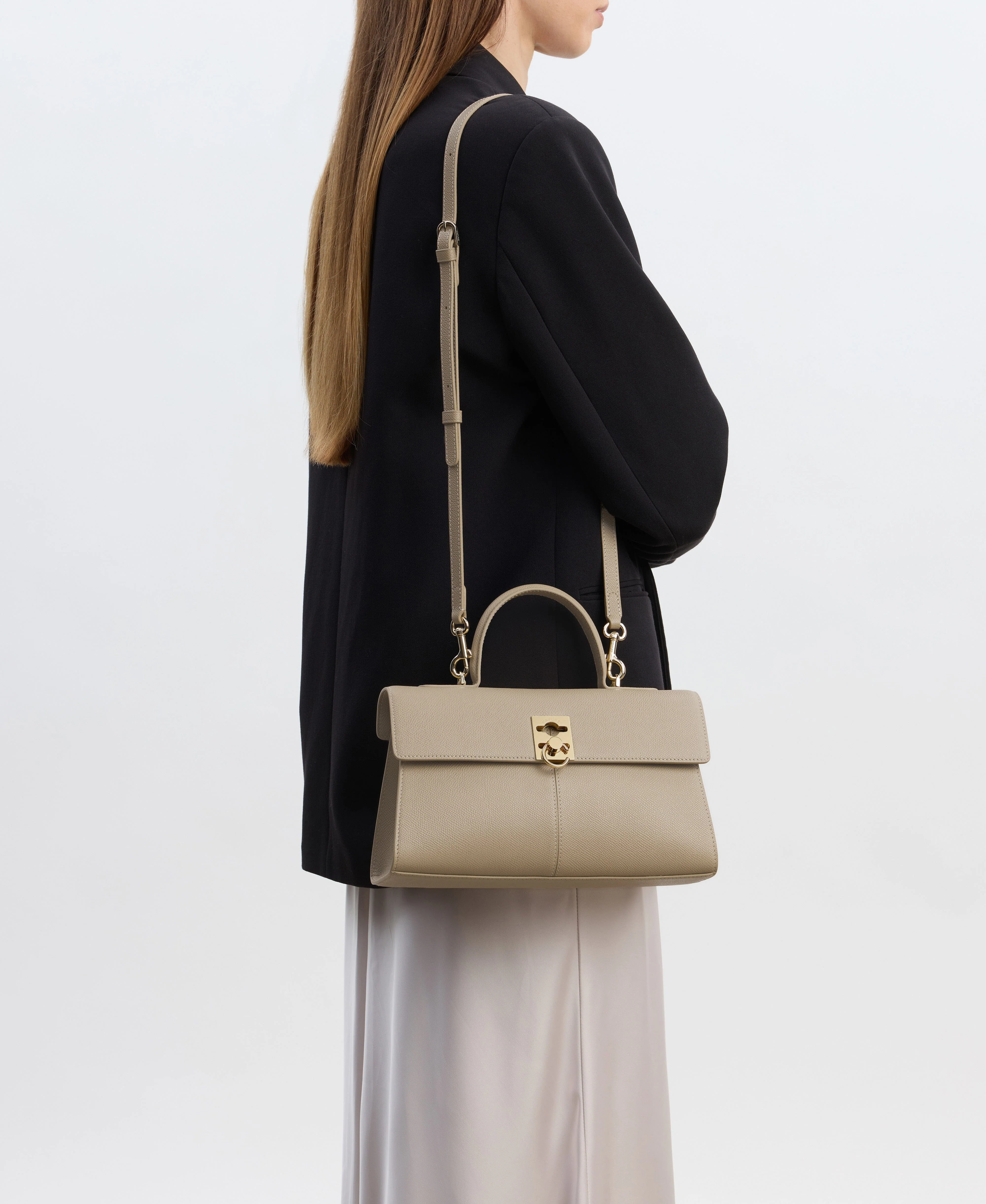 Medium Stance - Taupe