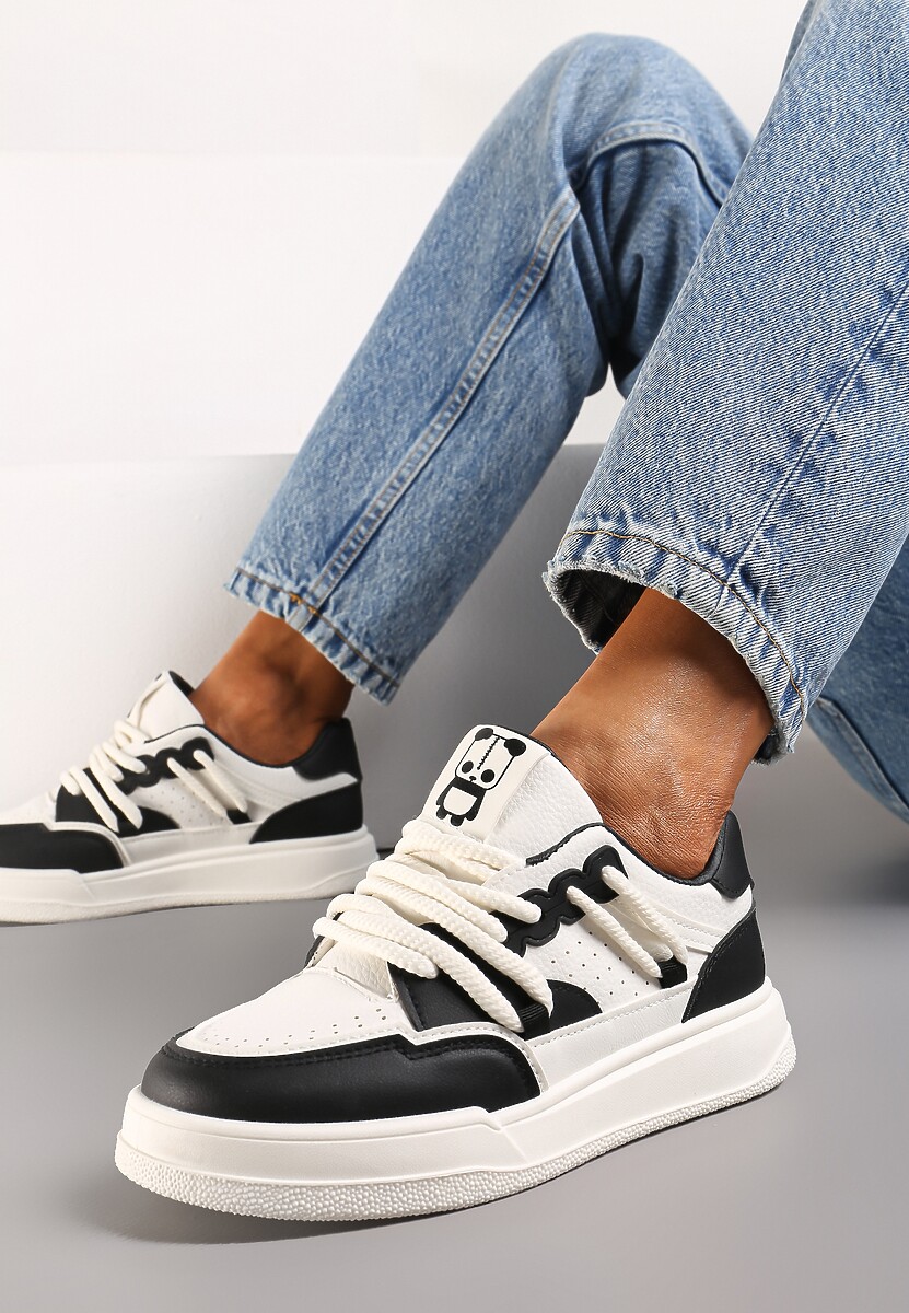 Beżowe Sneakersy Ozdobione Naszywką z Pandą i Szerokimi Sznurówkami Wannia