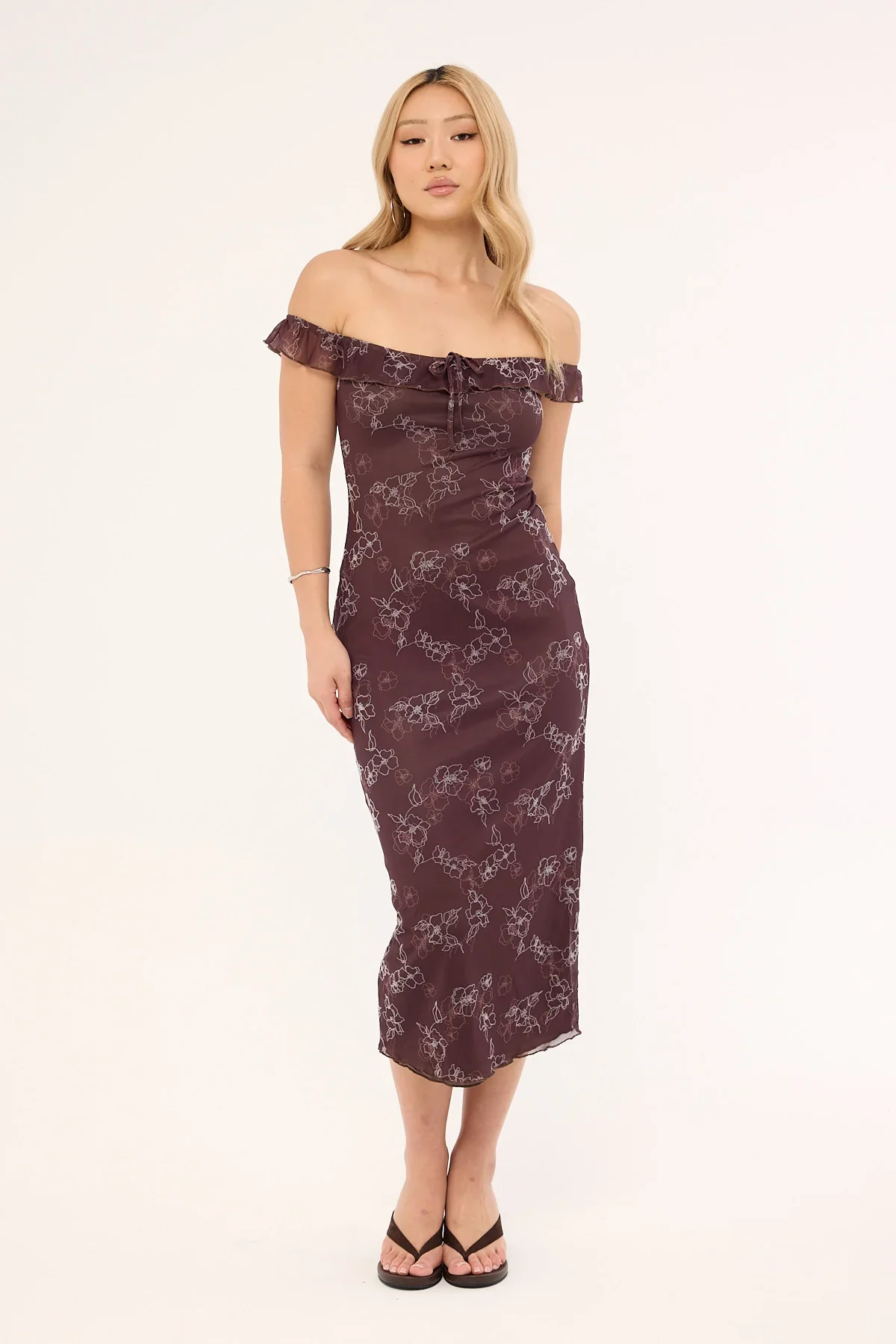 Motel Catrin Dress Doodle Flower Flock Brown