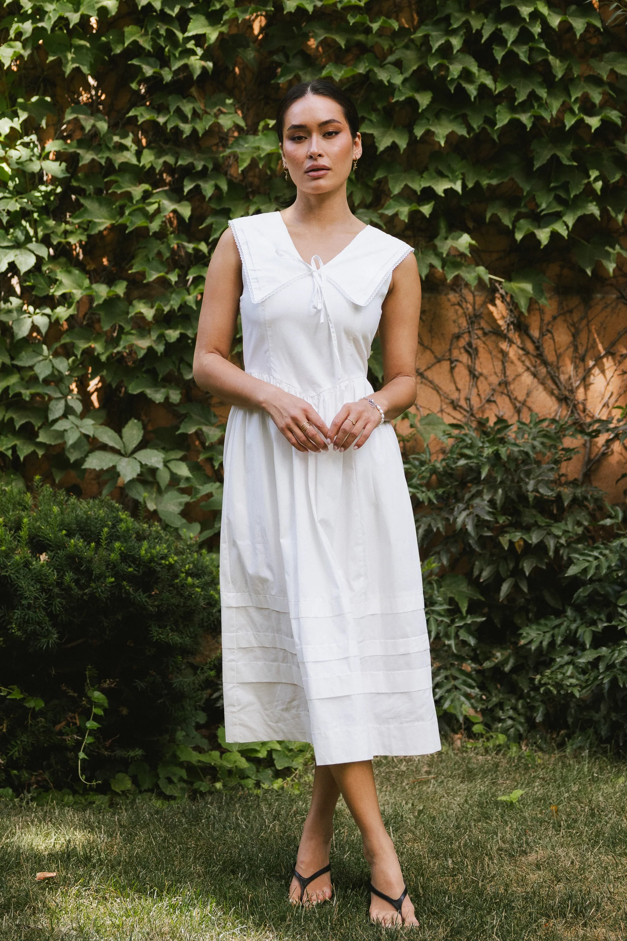 Louie Collared Midi Dress in White