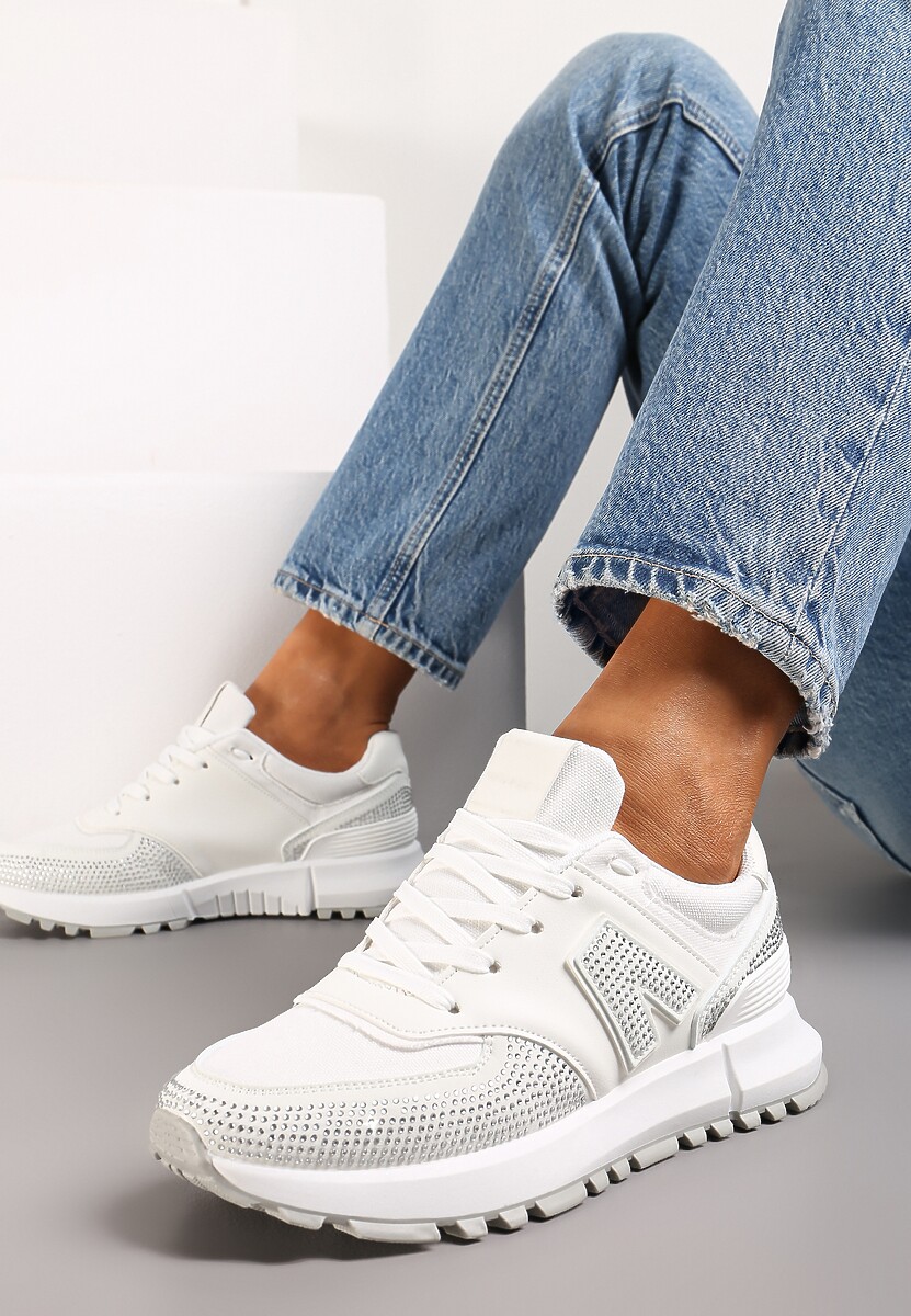 Beżowe Sneakersy Ozdobione Cyrkoniami na Podeszwie z Wycięciami Larzive