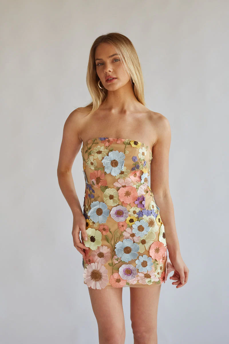 Candice Strapless Floral Lace Mini Dress - luluinthesky