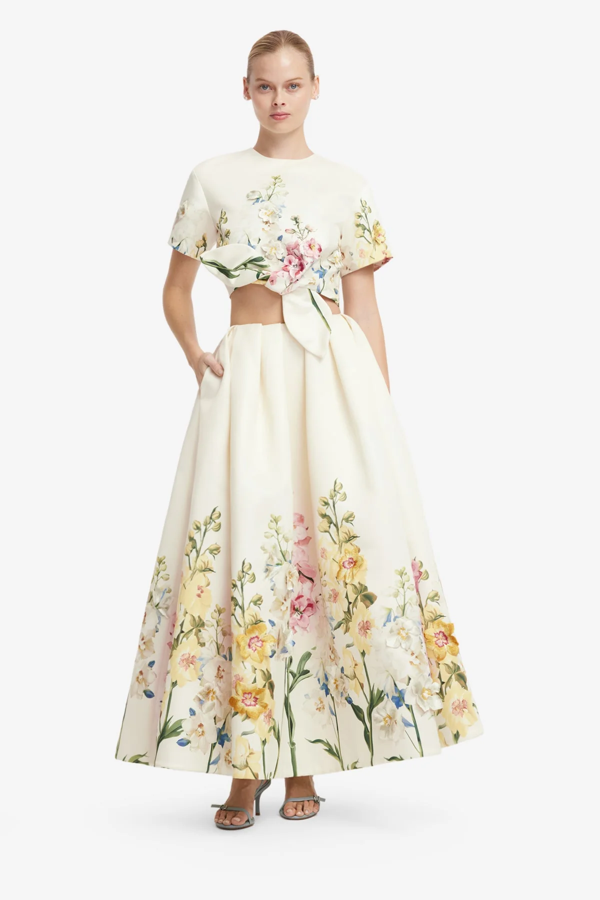 Riley Embroidered Sleeve Top - Snapdragon Print in Snow