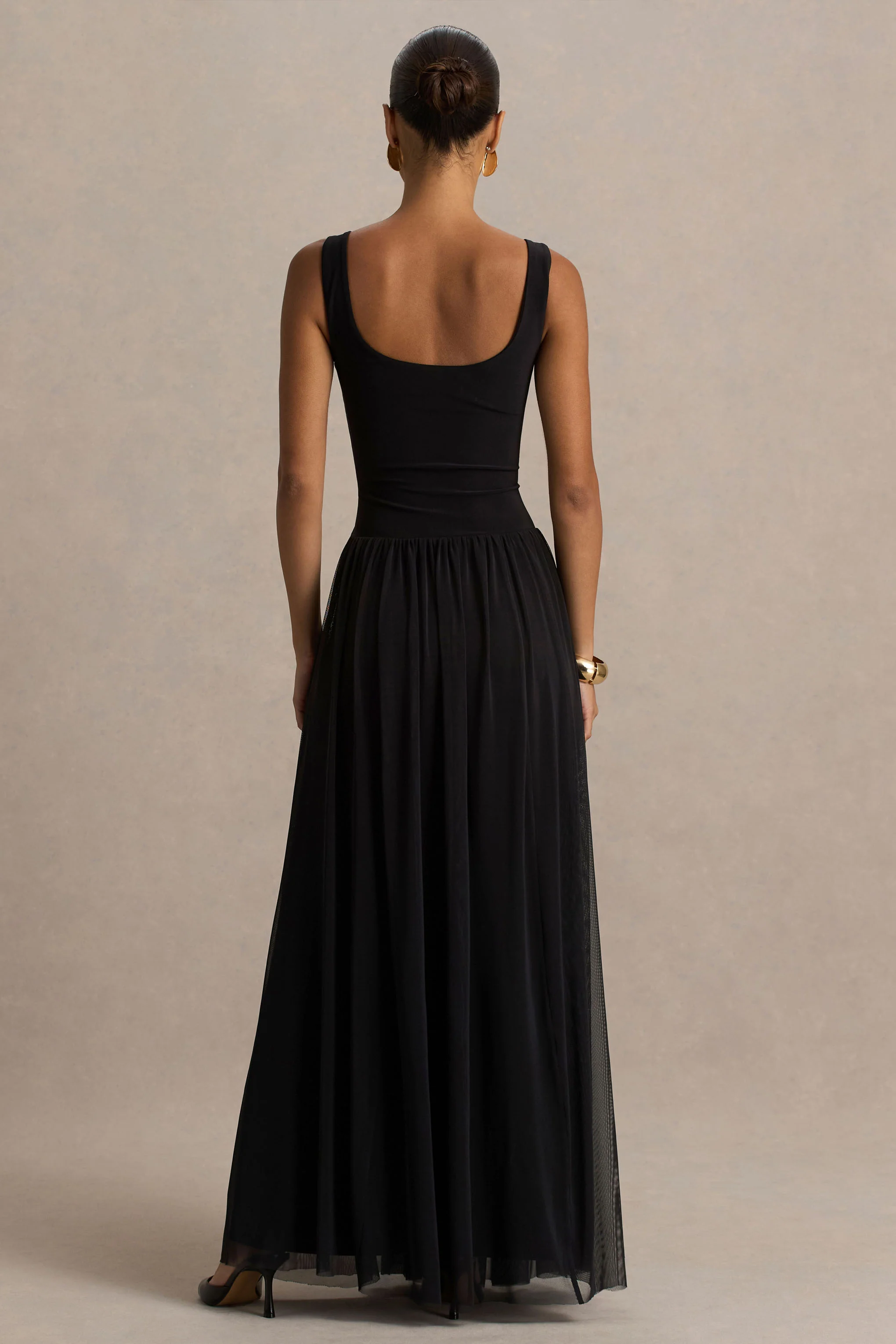 Amelia | Black Scoop-Neck Maxi Dress With Pleated Skirt
