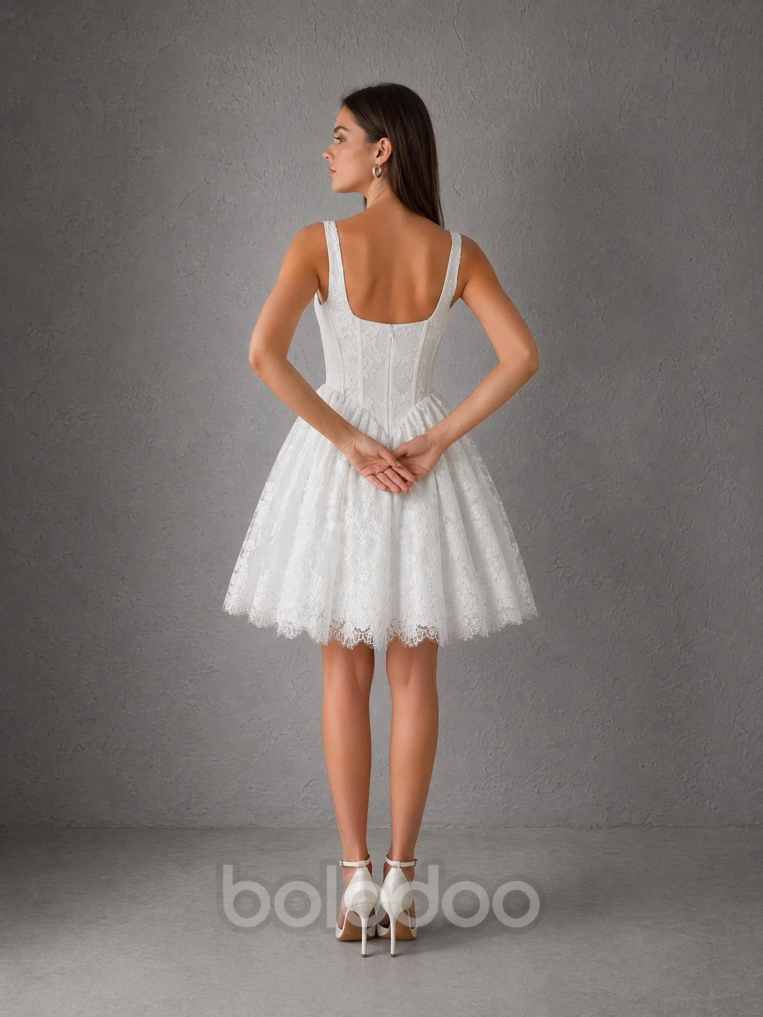 BOLODOO White Lace Corset Mini Wedding Dress – Square Neck Open Back Bridal Gown