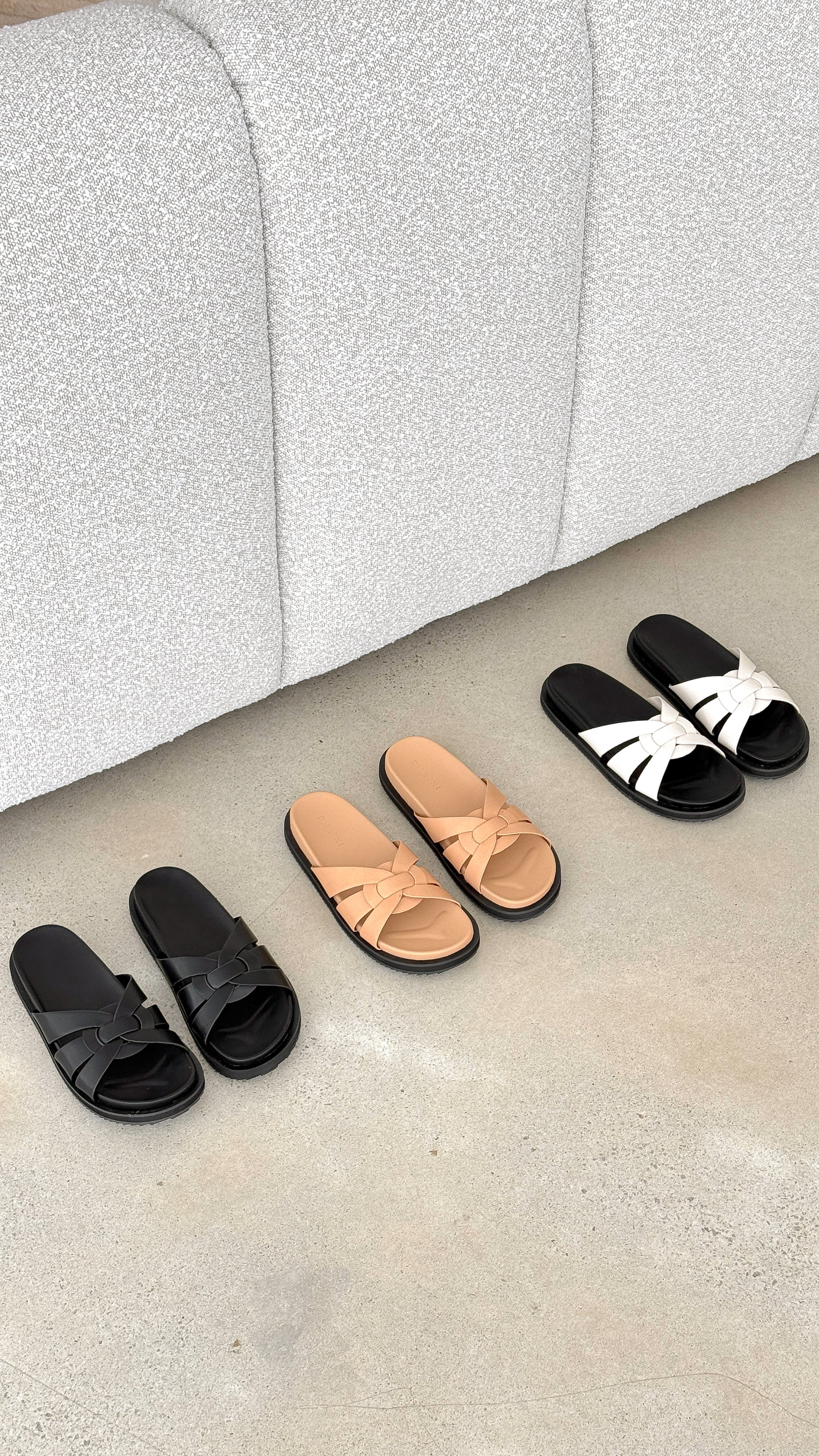 Tinker Slides - Black - luluinthesky