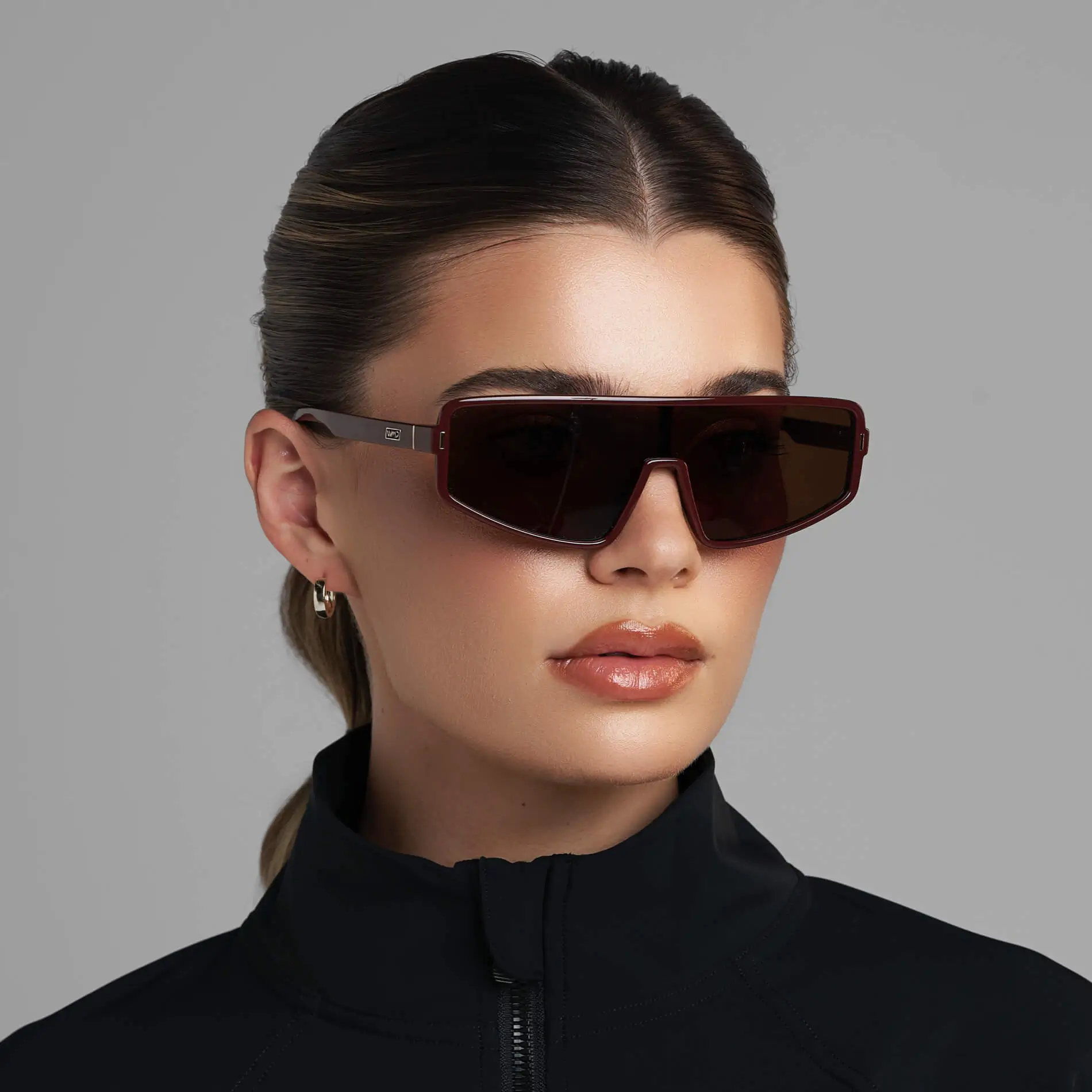 Nova | Polarized