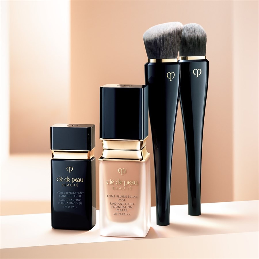Clé de Peau Beauté Akcesoria Pędzel do podkładu o lekkim kryciu