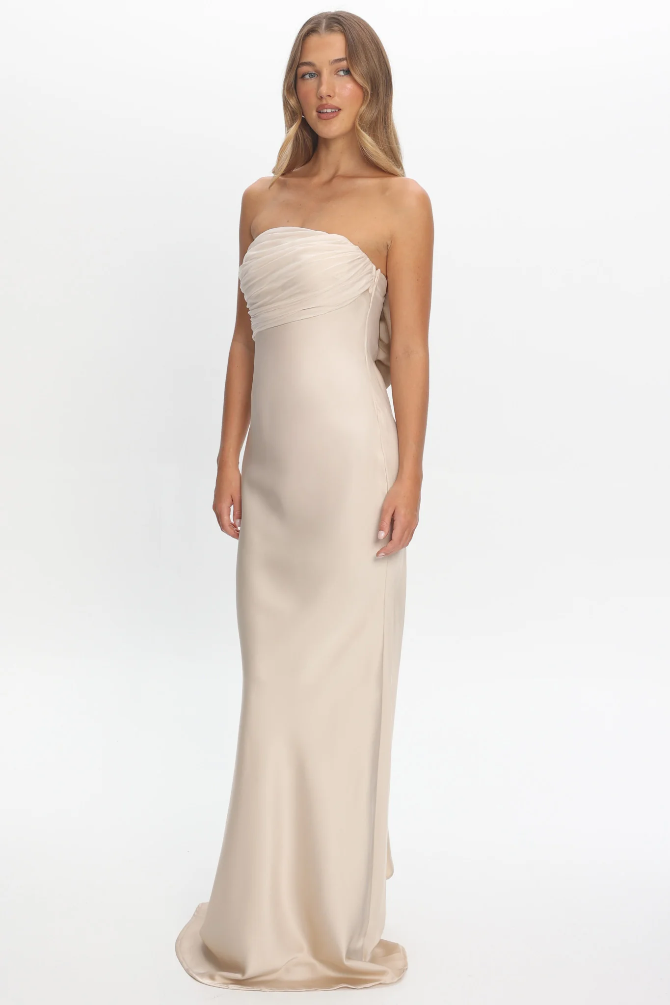 Iyeciz Strapless Maxi Dress Champagne