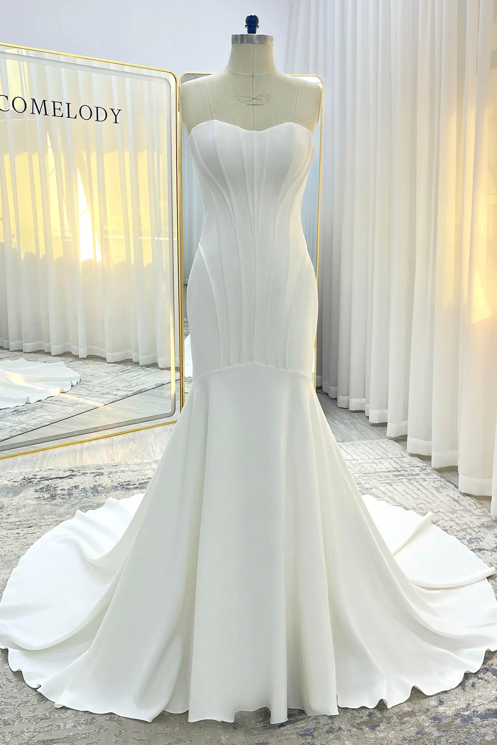Trumpet-Mermaid Court Train Stretch Satin Wedding Dress CW3332