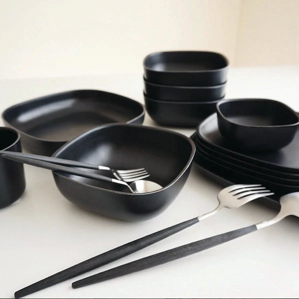 Vogeelle Small Bowl - Black