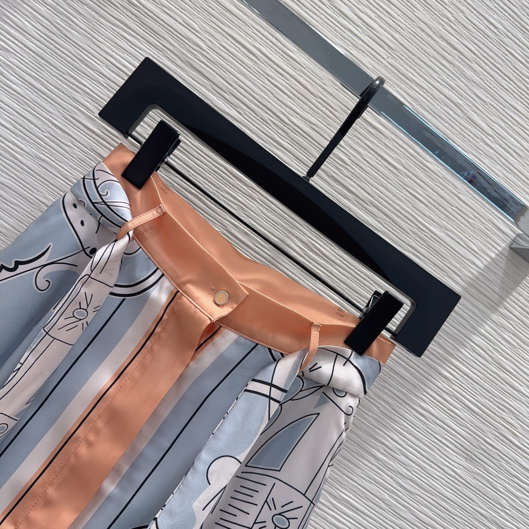 [TOP] HERMES Skirt - Blue