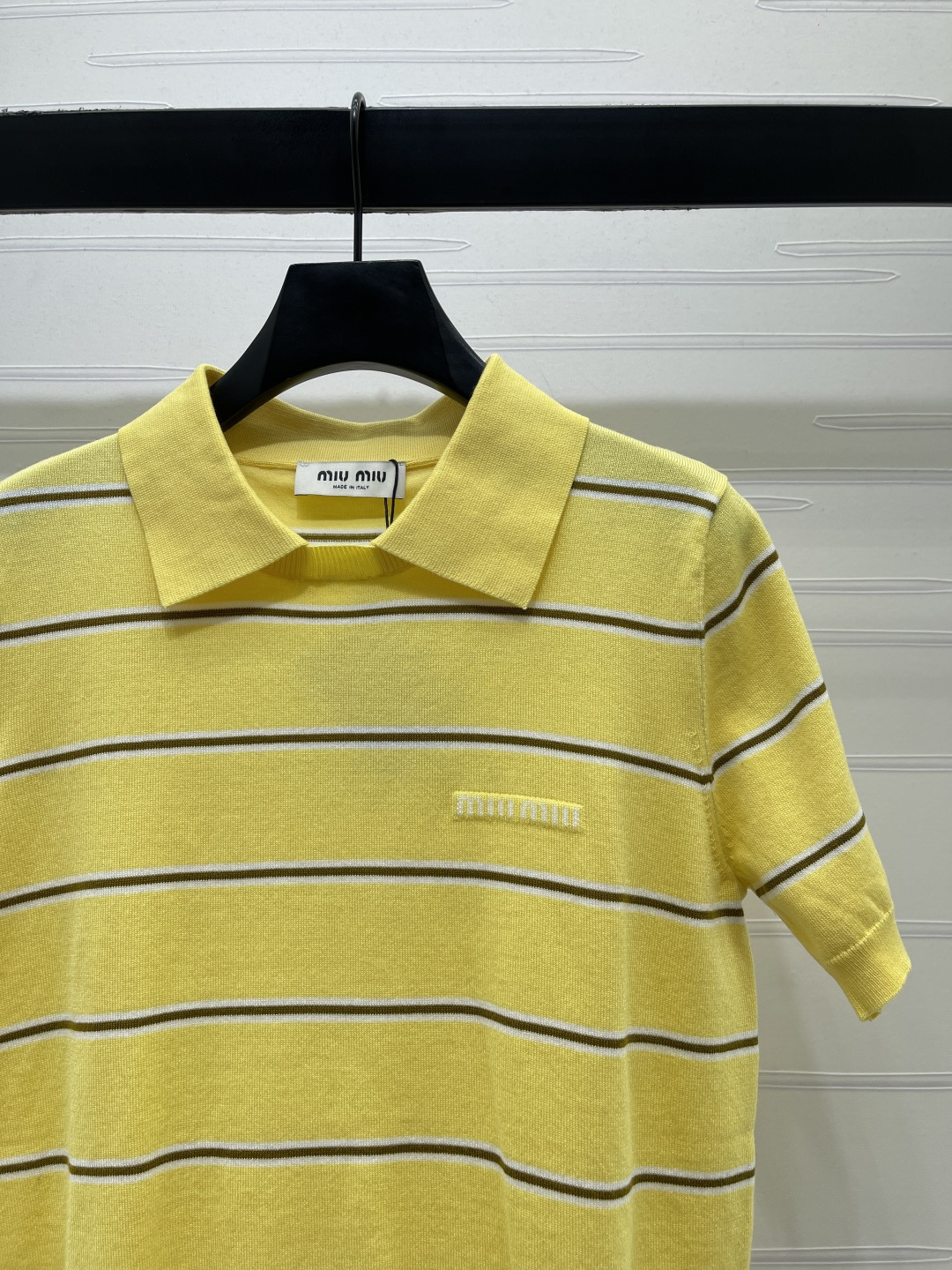 [TOP] Miu Miu  Striped Collared Knit Short-sleeved  T-shirt - Yellow