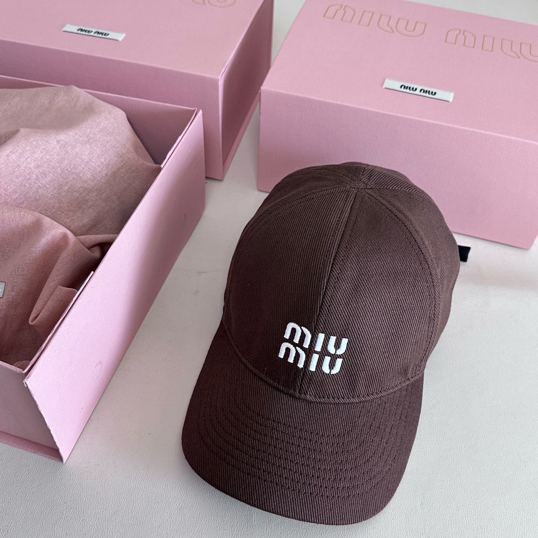 Designer brown Hat MiuMiu Brown Peaked Cap | Nigo Office