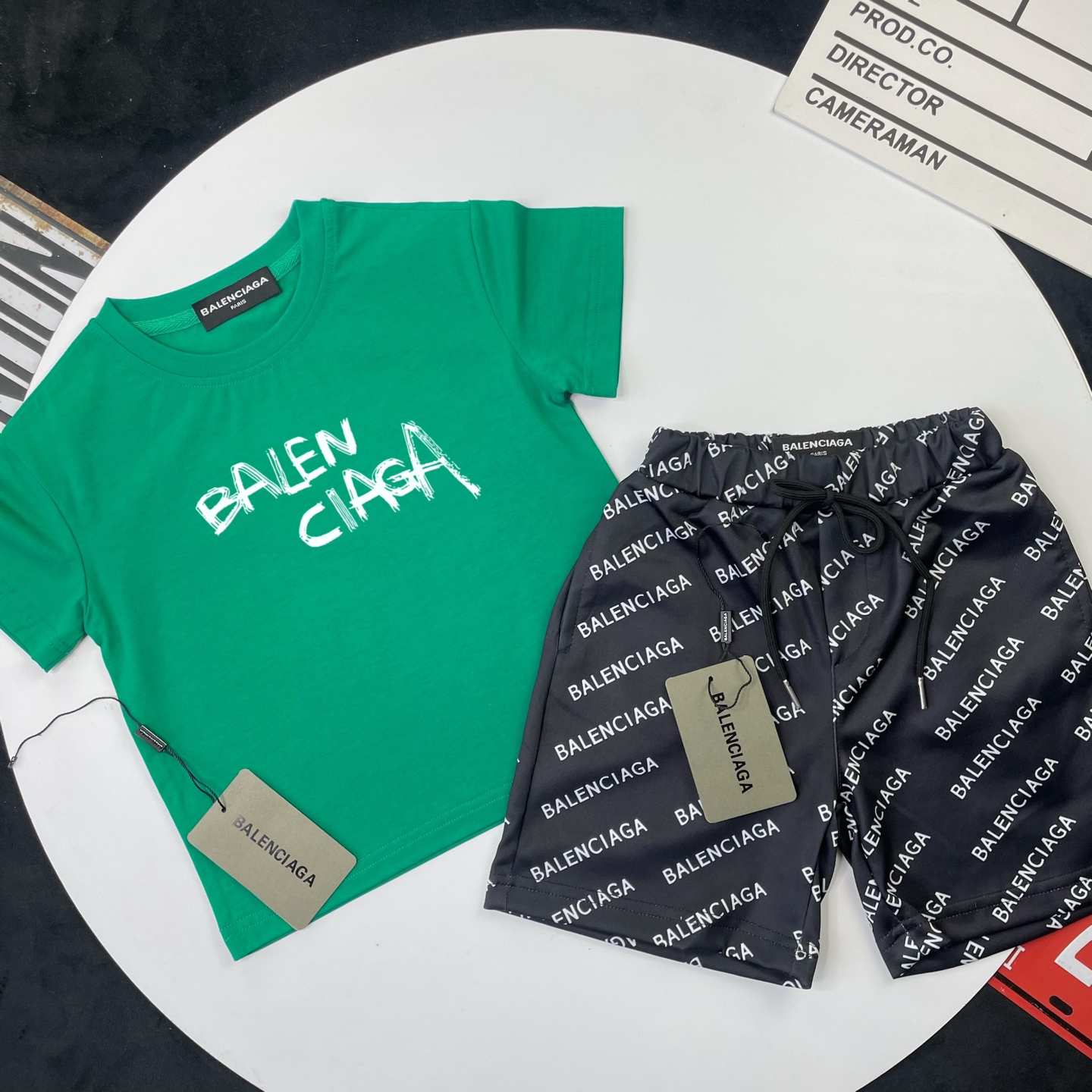 Balenciaga Unisex Kids Green Graffiti Split Letter Short Sleeve T-Shirt & Black All Over Letter Print Casual Shorts 2 Piece Set Boys Girls Sizes 90-150