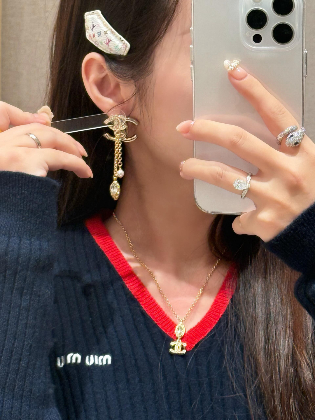 [TOP] CHANEL Earrings - Gold