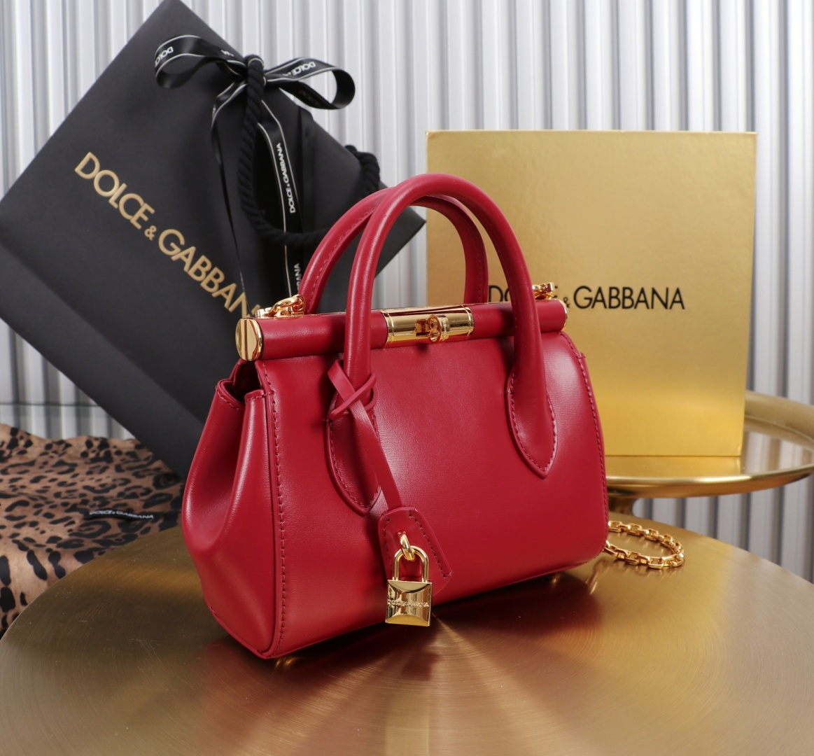 [TOP] Dolce & Gabbana D&G Marlene Bag Calfskin 19x13.5x7cm - Red - 711 Luxury