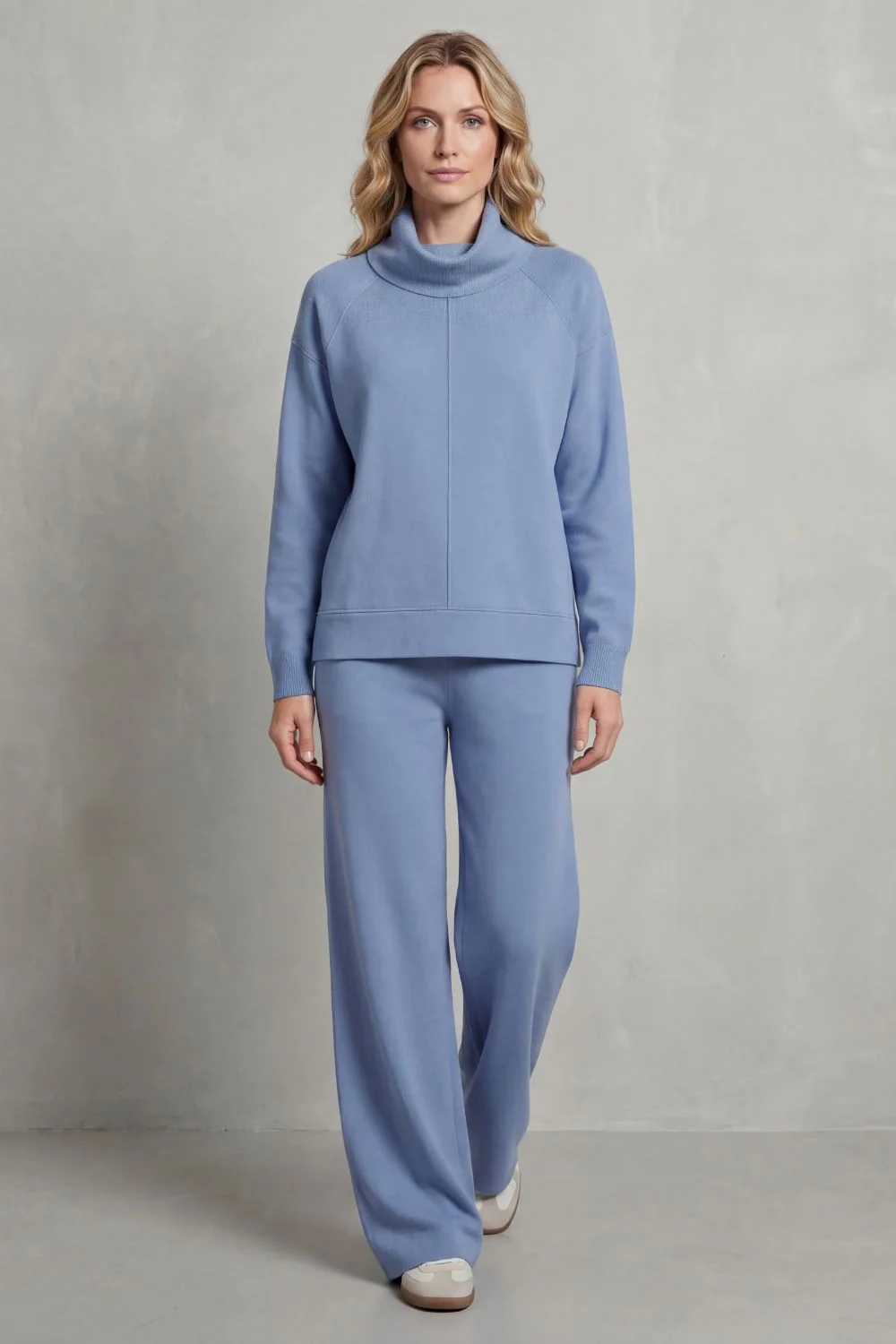 Luverra – Relaxed elegance – Two-piece lounge set