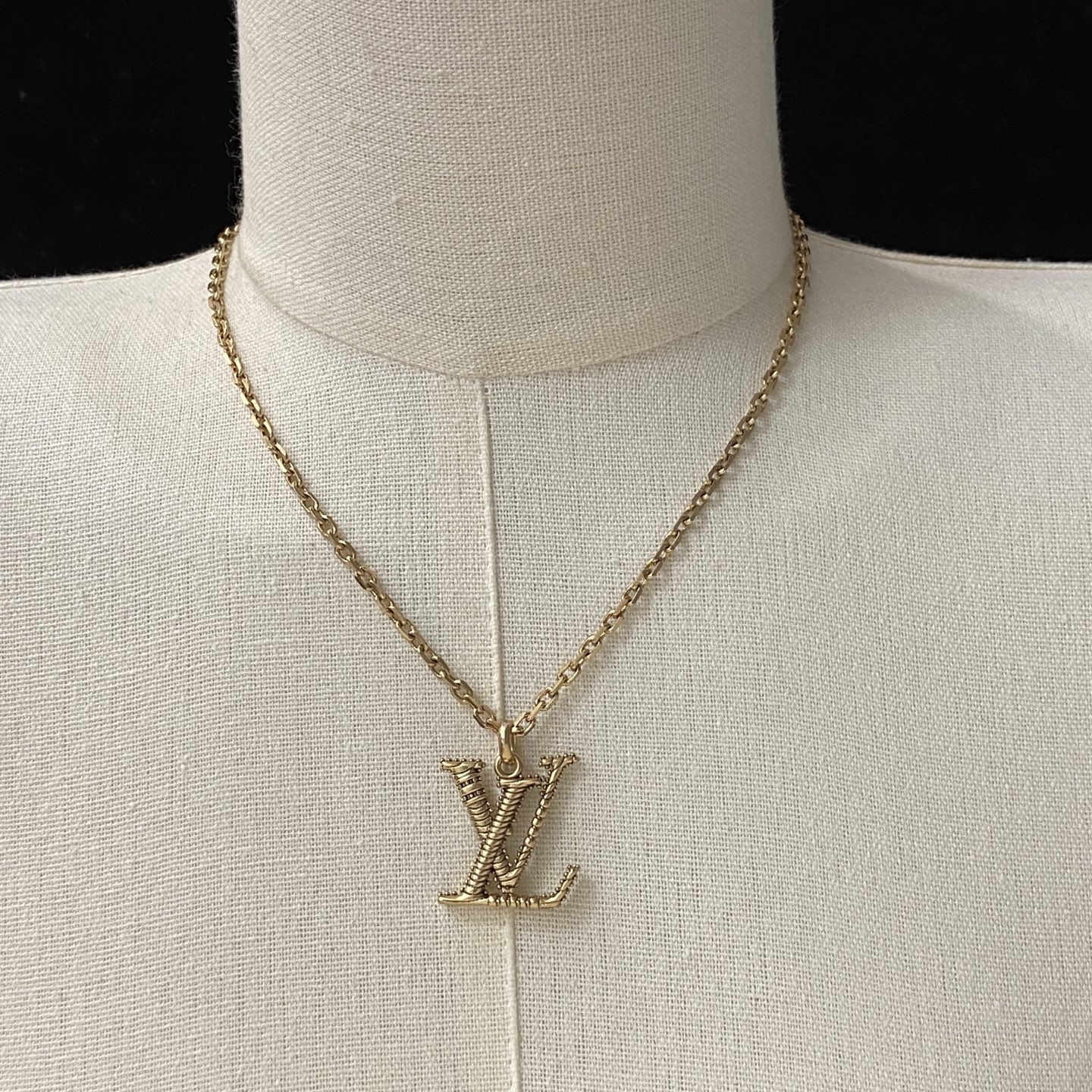 [TOP] Louis Vuitton LV Necklace - 2 Color - 711 Luxury