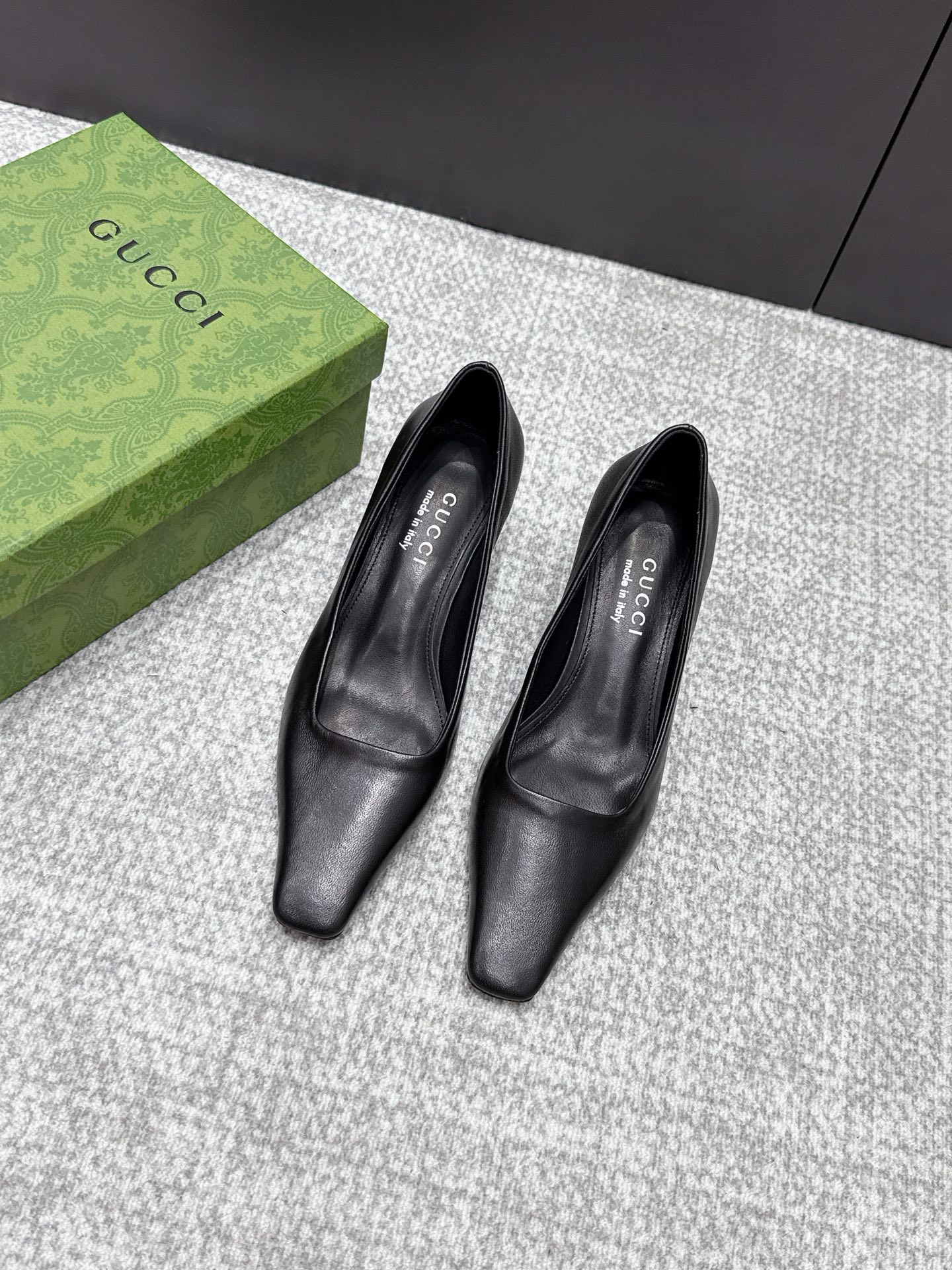 [TOP] GUCCI Pumps - Black - 711 Luxury