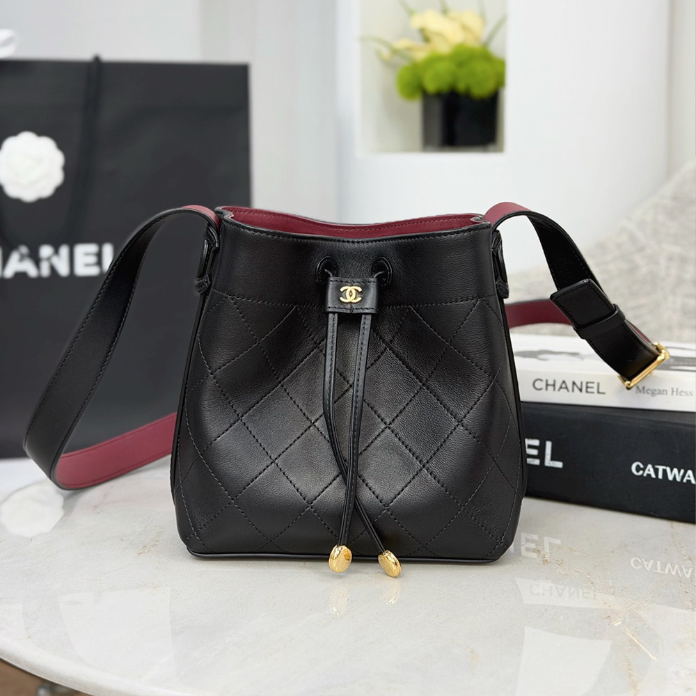 Chanel black Bag CHANEL Bucket Bag Calfskin & Gold-Tone Metal Black #395995 | Nigo Office