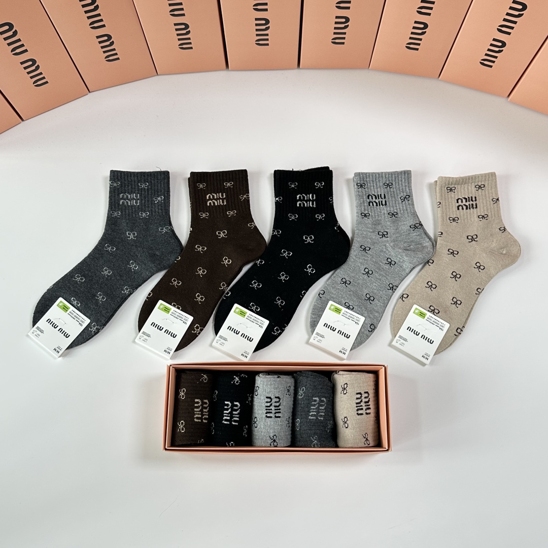[TOP] Miu Miu Socks - 5 Pieces as a Set - 711 Luxury