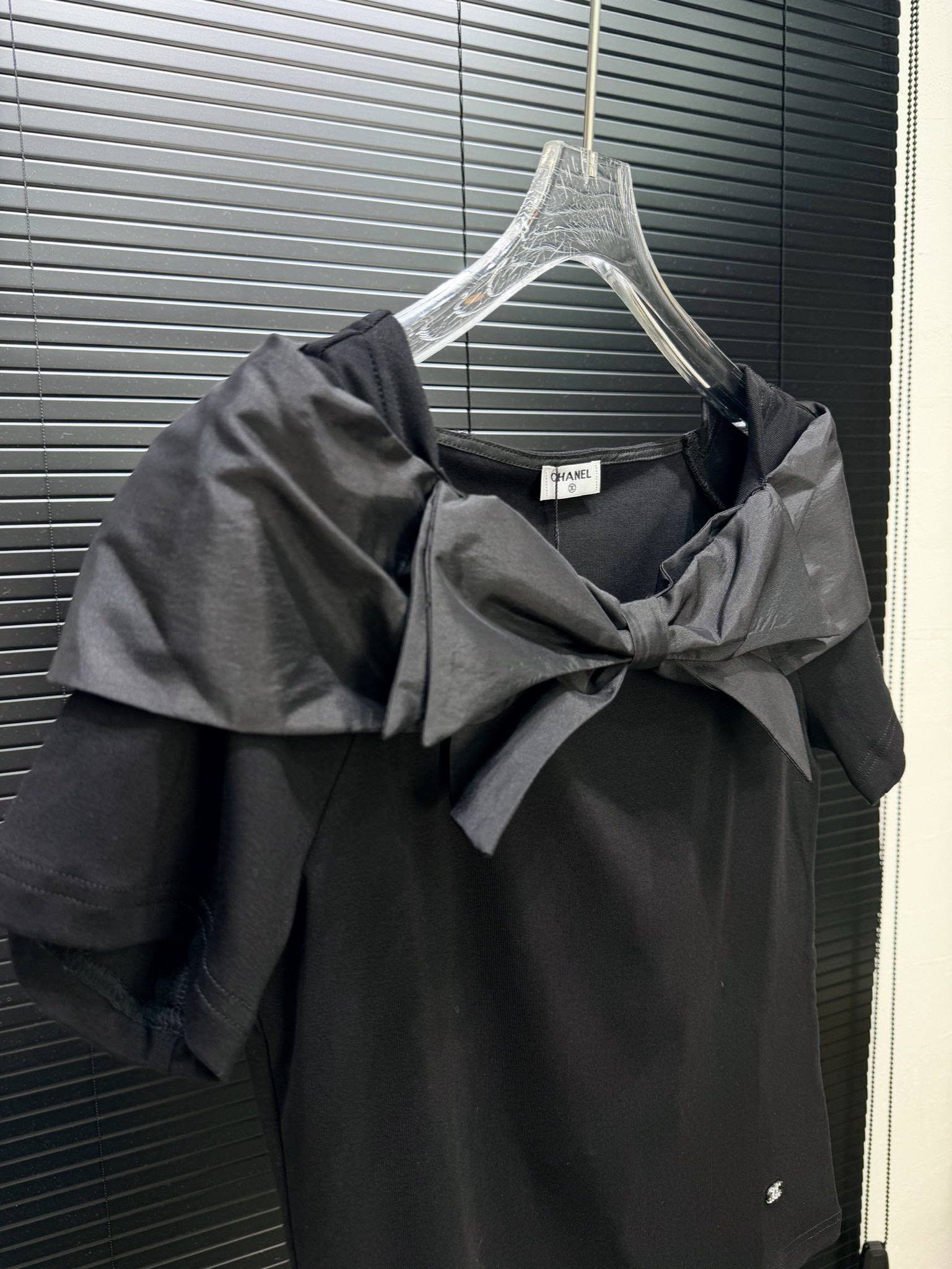 [TOP] CHANEL Short-sleeved Top - Black