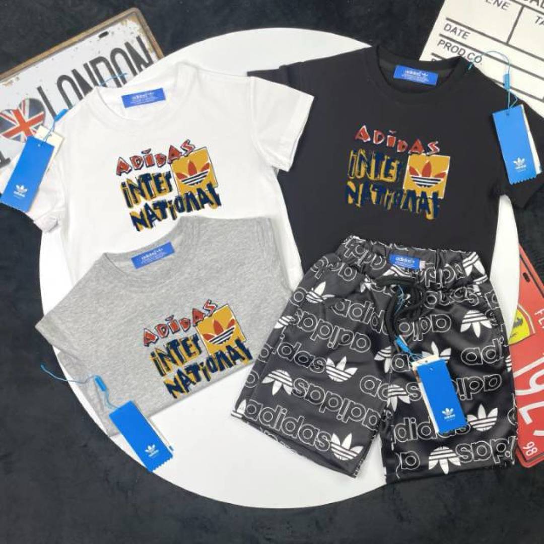Adidas Kids 2Pcs Vintage International Letter Graphic Tee & All Over Logo Print Shorts Set For Boys Girls Full Original Tags Sizes 90-150