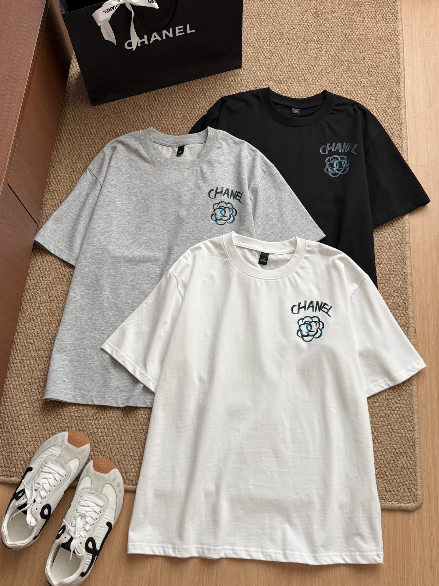 [TOP] CHANEL  T-shirt - 3 Colors