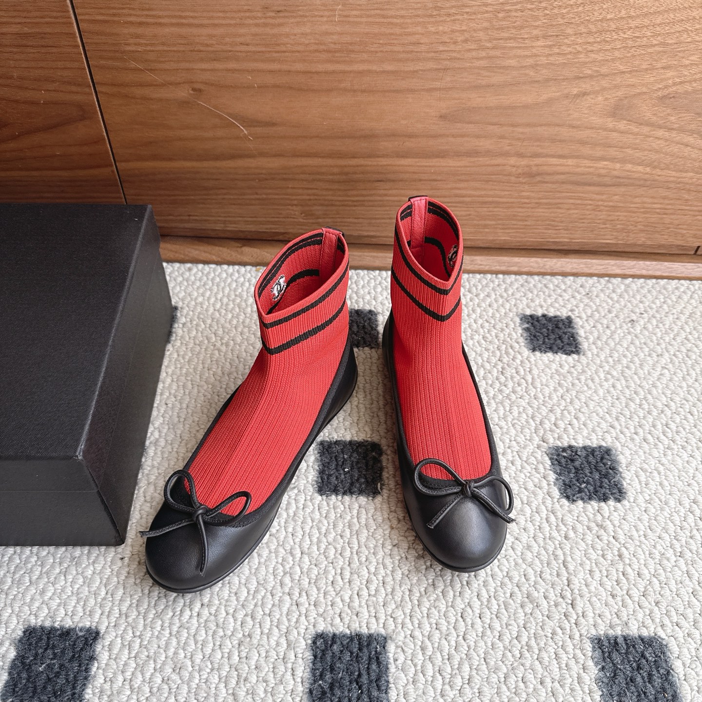 [TOP] CHANEL Knitted & Lambskin Boots - Red - 711 Luxury