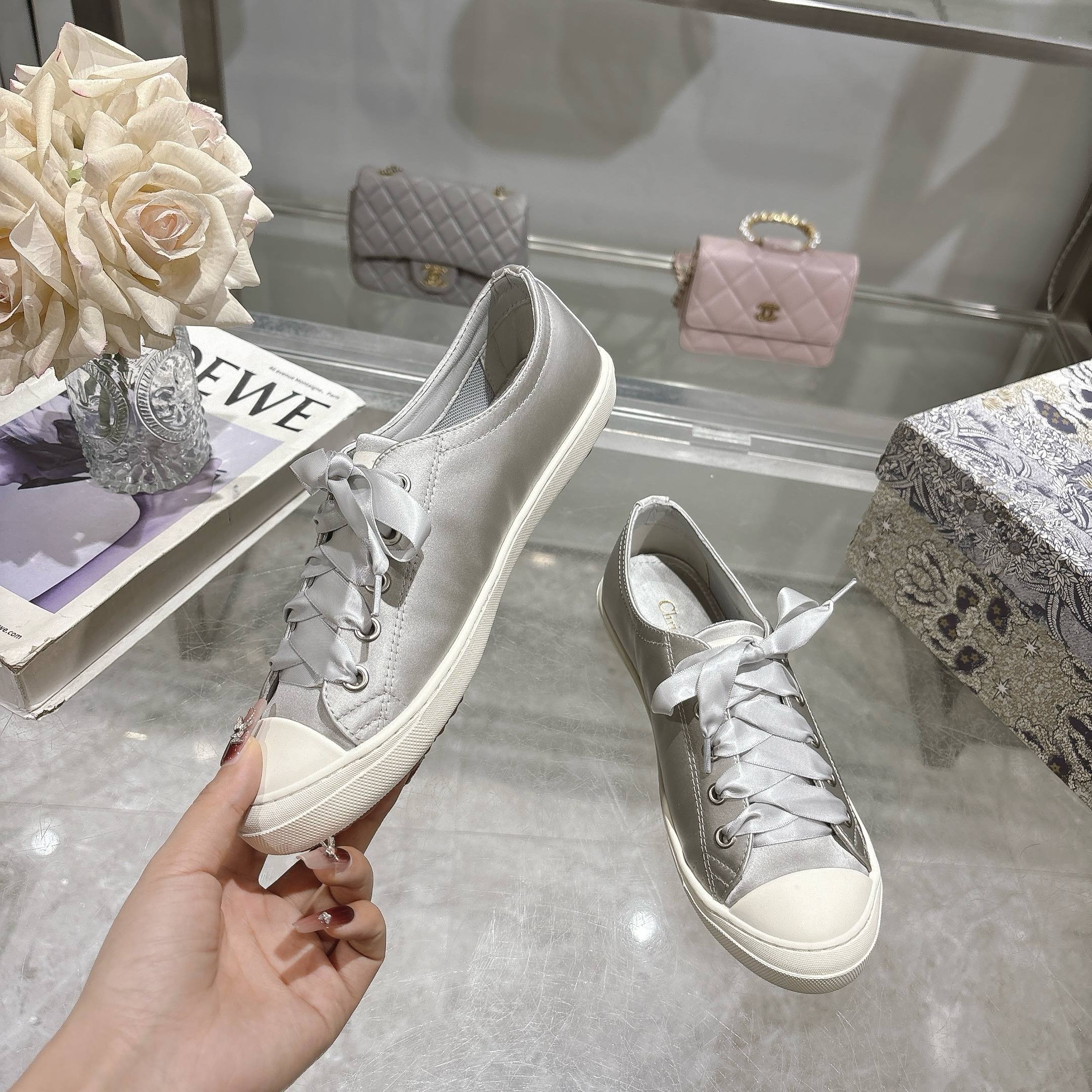 [TOP] Christian Dior Casual Shoes - Sliver - 711 Luxury