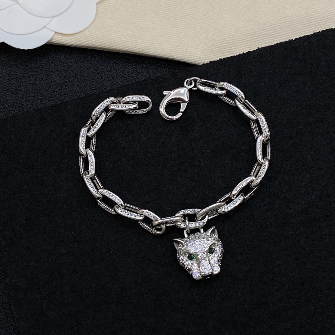 [TOP] Cartier Bracelet - 2 Color