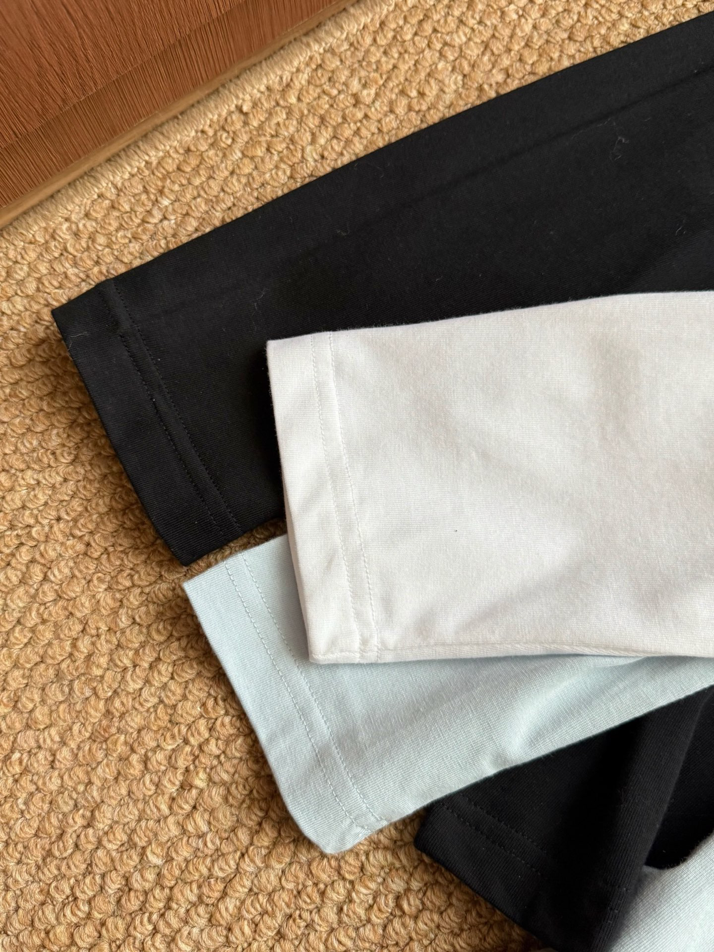 [TOP] CHANEL Long-Sleeve T-Shirt - 3 Color