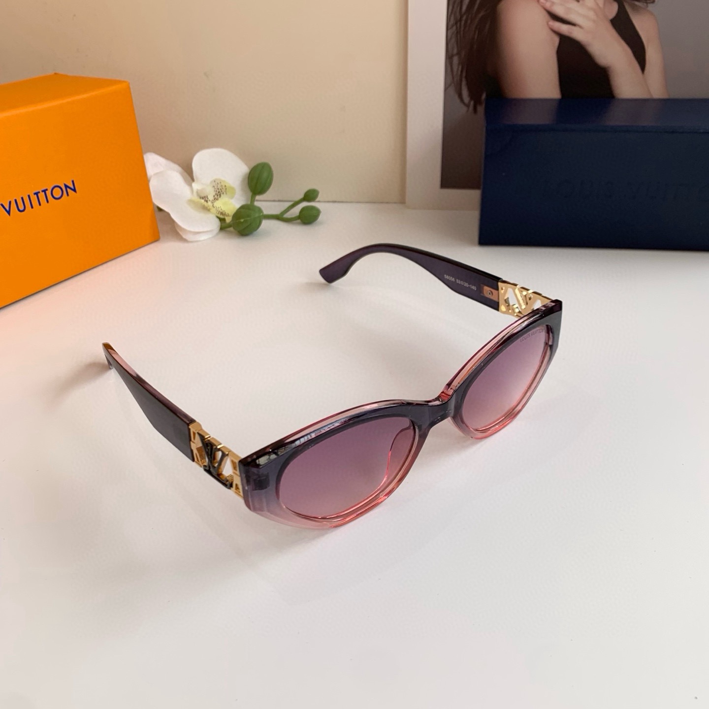 [TOP] Louis Vuitton LV Sunglasses - 3 Colors