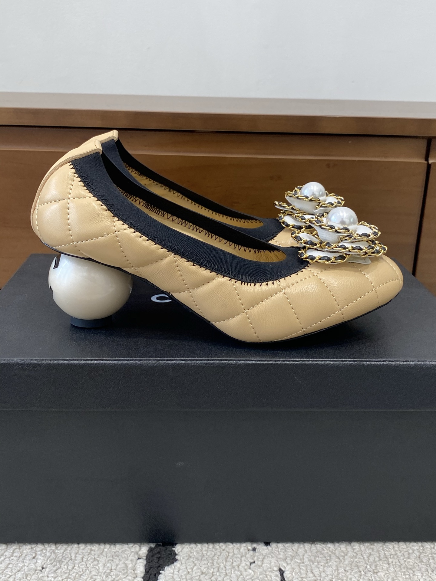 [TOP] CHANEL Pumps - Apricot - 711 Luxury