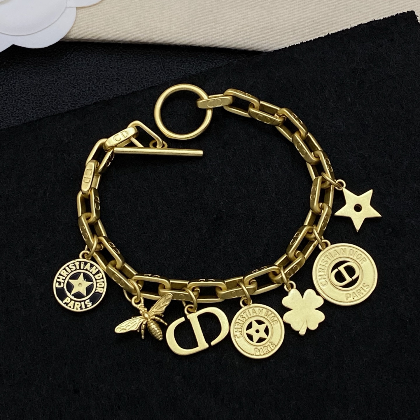 [TOP] Christian Dior Bracelet - Gold - 711 Luxury