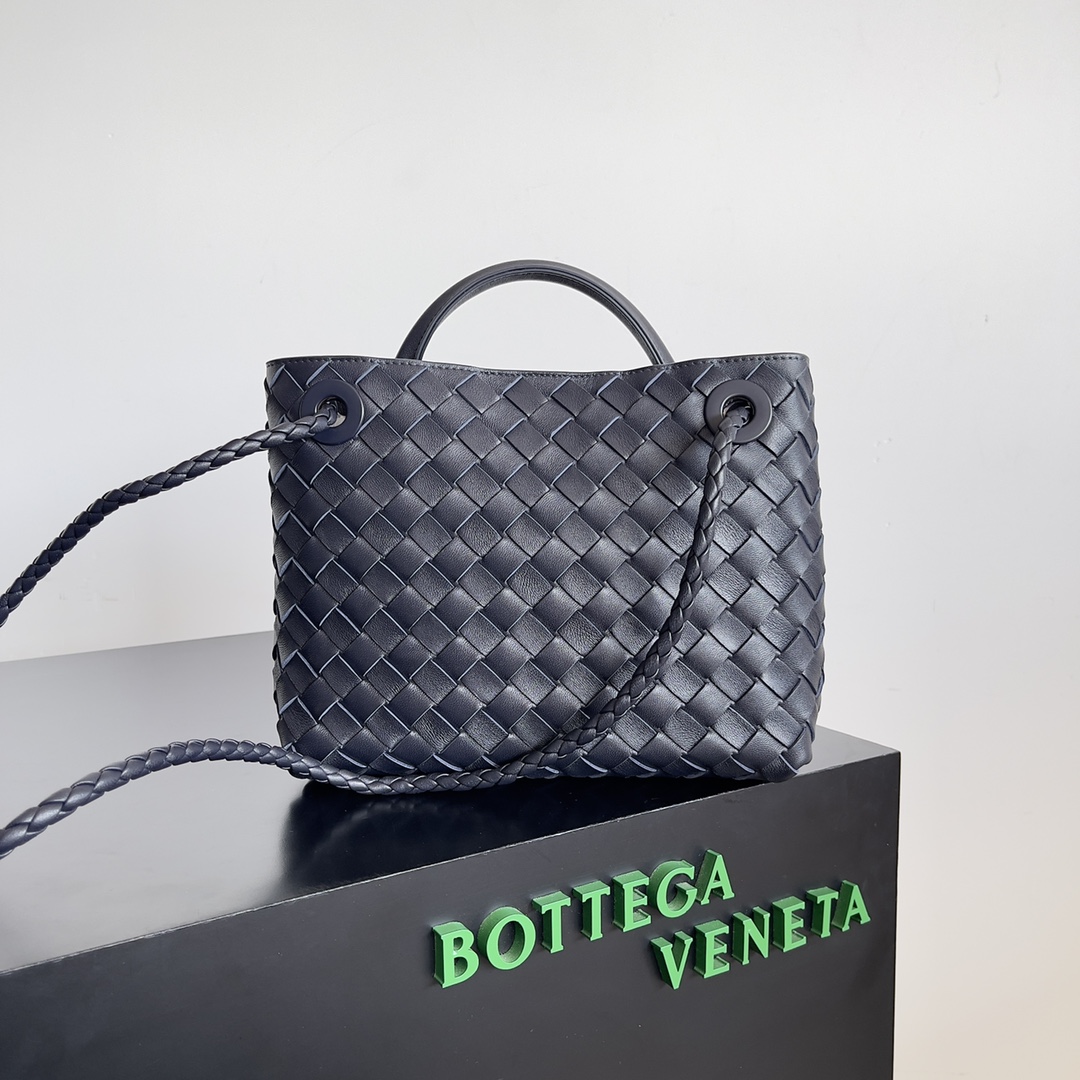 [TOP] Bottega Veneta BV Andiamo Bag Lambskin 25x22x10.5cm - Dark Blue - 711 Luxury