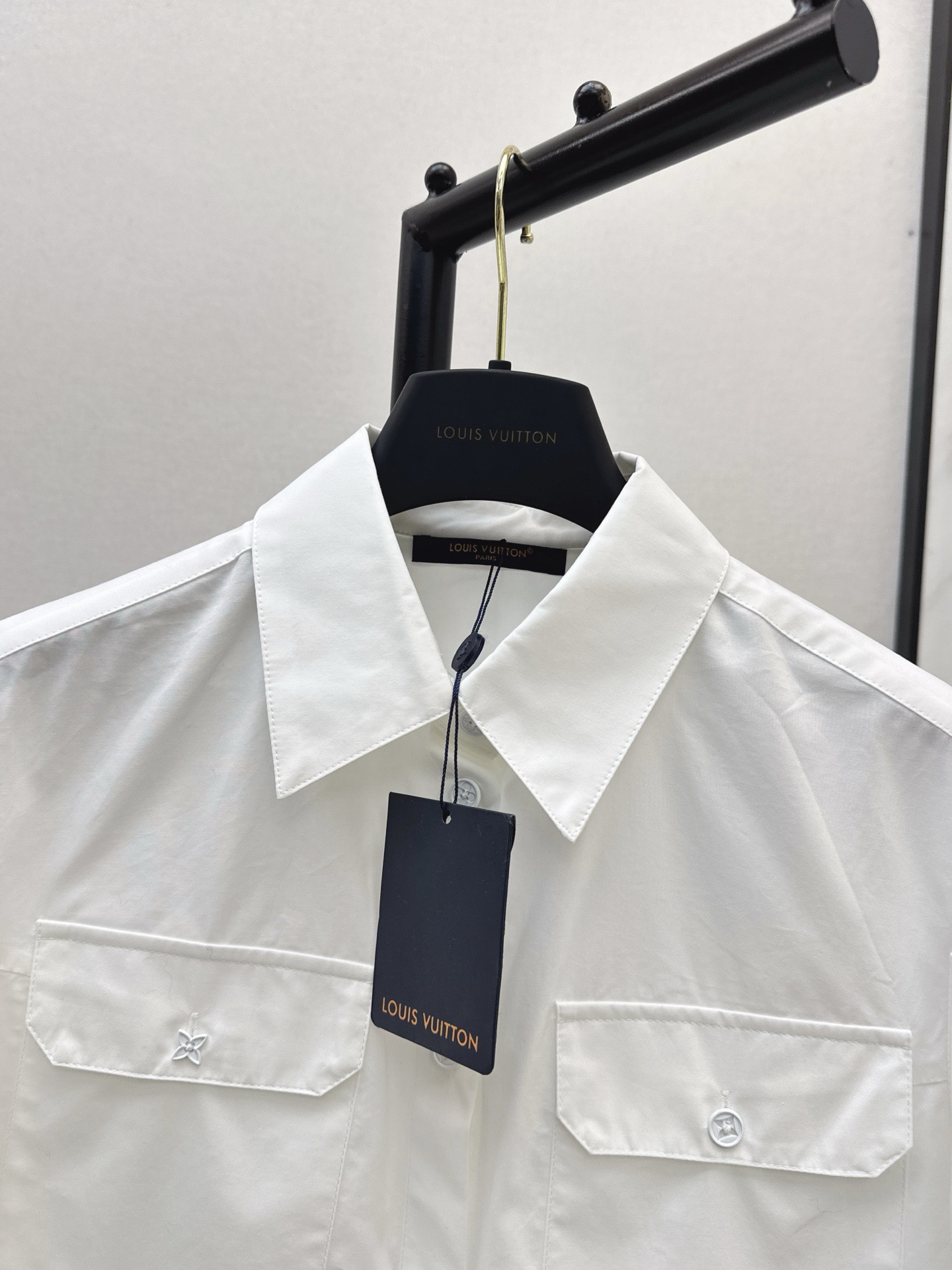 [TOP] Louis Vuitton LV  Shirt - White