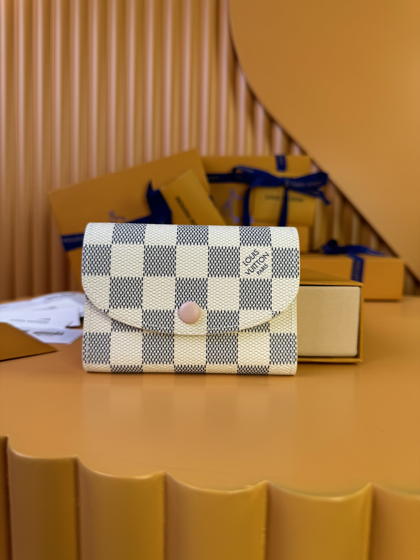 [TOP] Louis Vuitton LV Wallet Damier 11x8x2.5cm - White - 711 Luxury