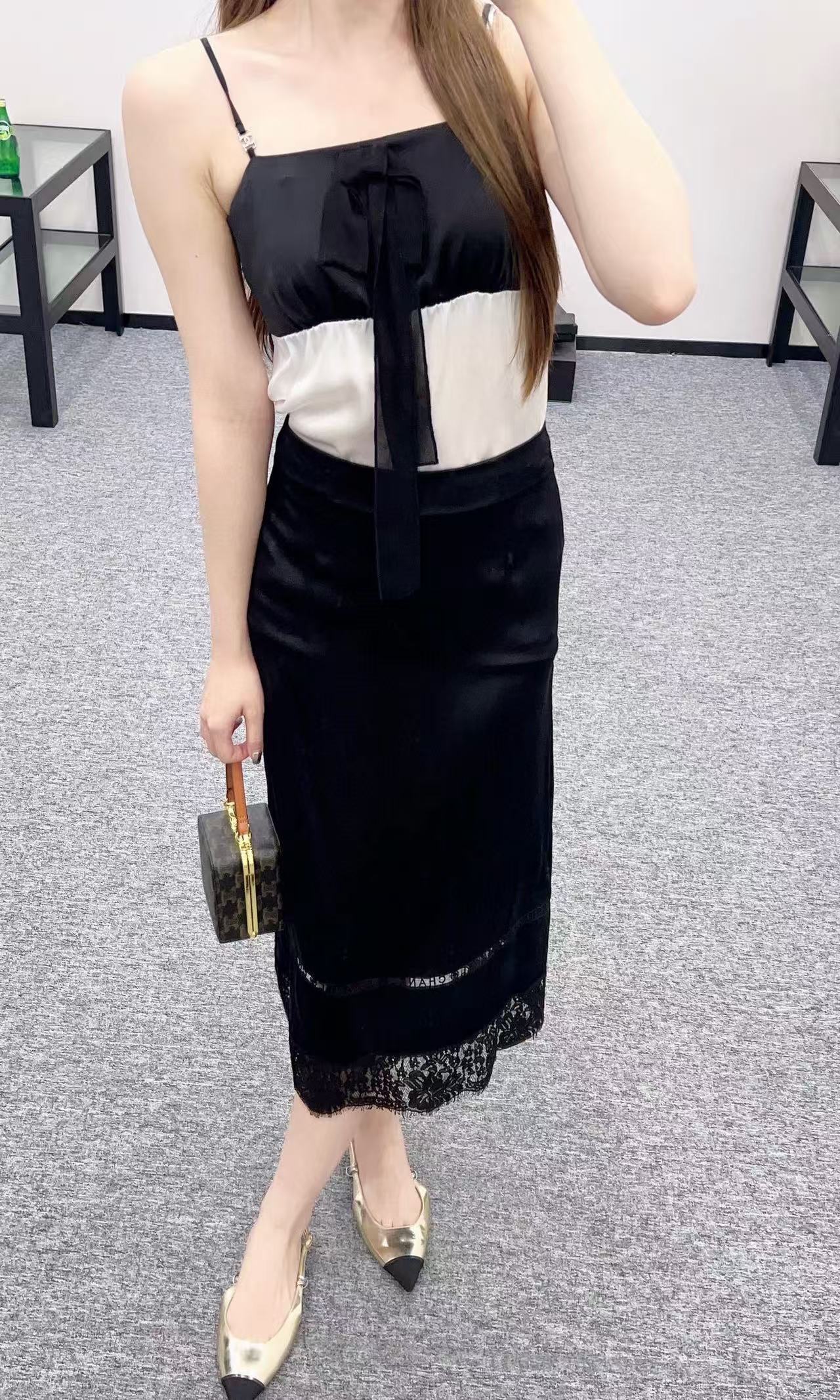 [TOP] CHANEL  Dress -Black