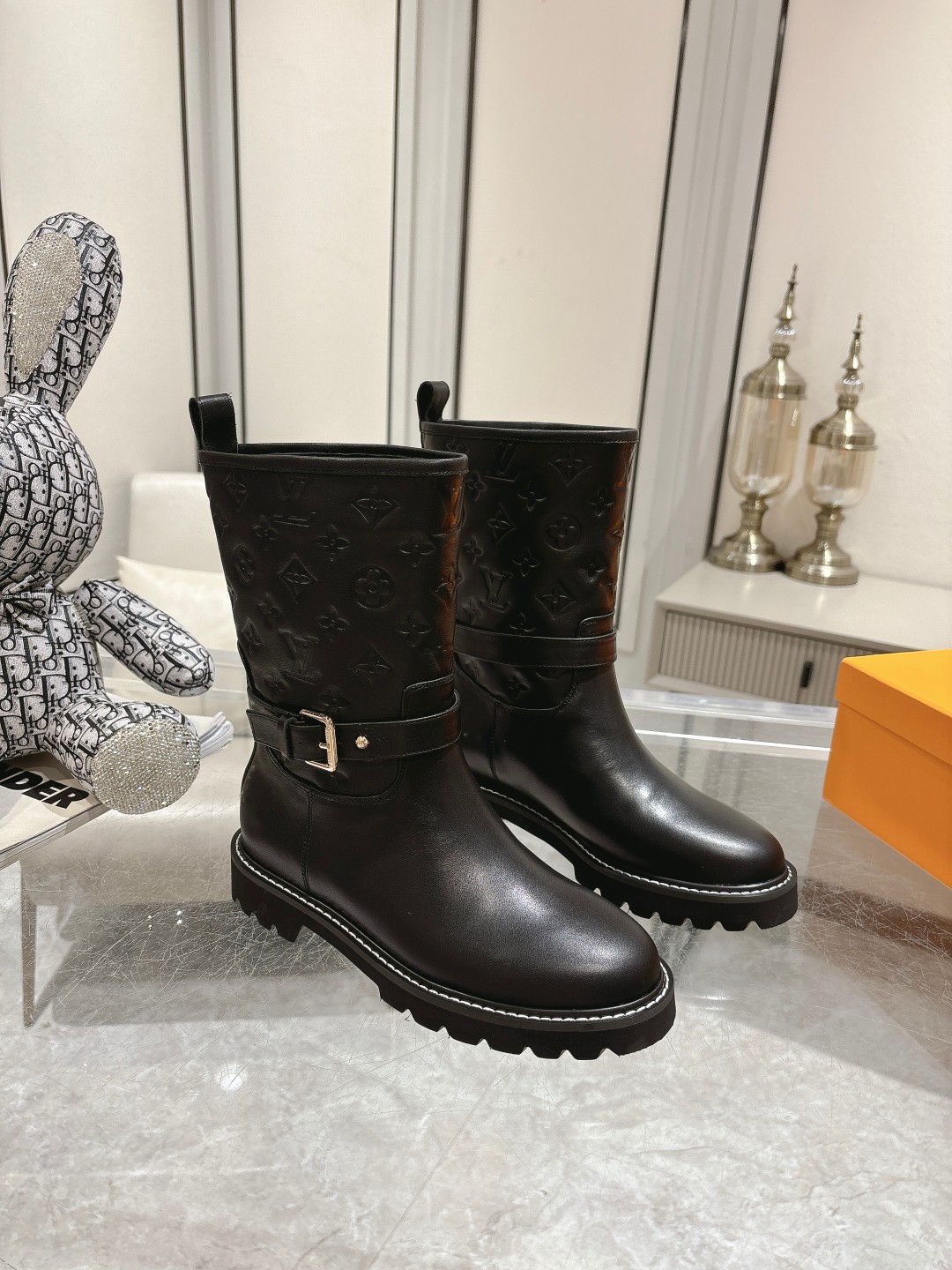 [TOP] Louis Vuitton LV Boots - Black - 711 Luxury