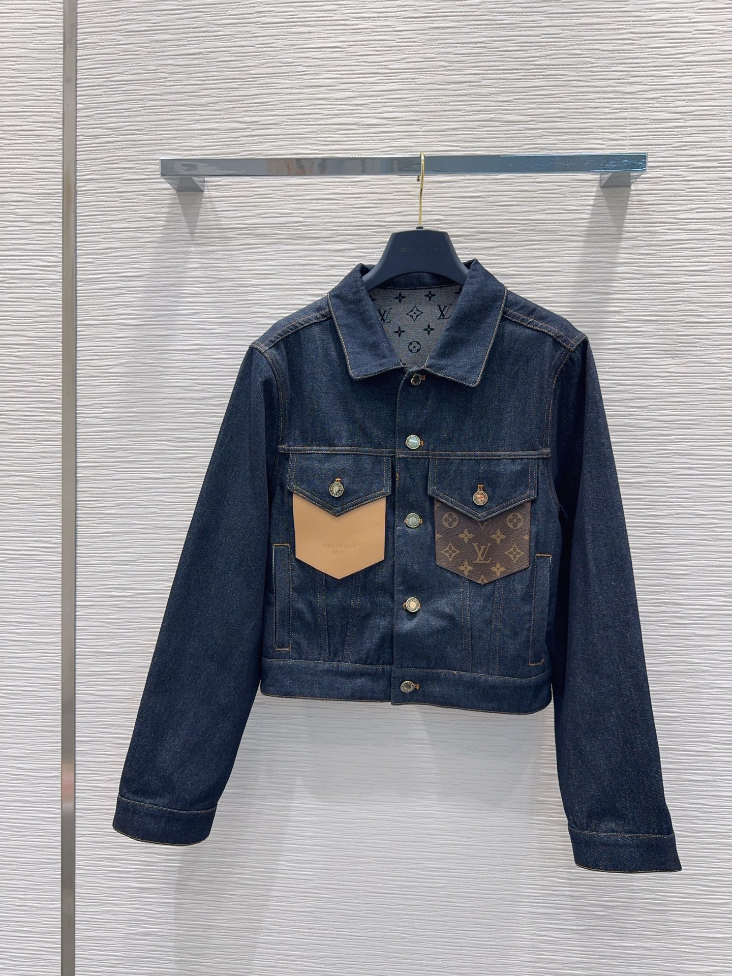 [TOP] Louis Vuitton LV Denim Jacket - Blue
