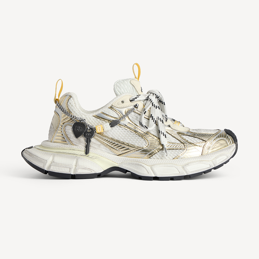 Balenciaga Shoes Balenciaga 3xl Gradient Sneaker With Charms #389846 View 2 | Nigo Office