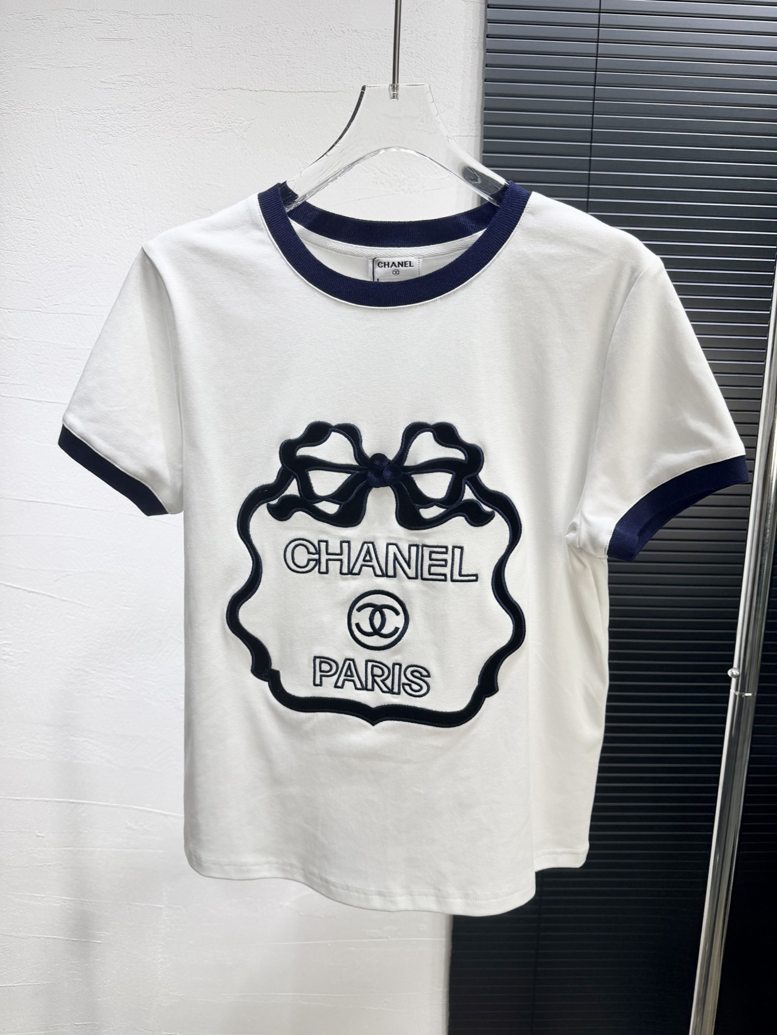 [TOP] CHANEL T-shirt - Blue