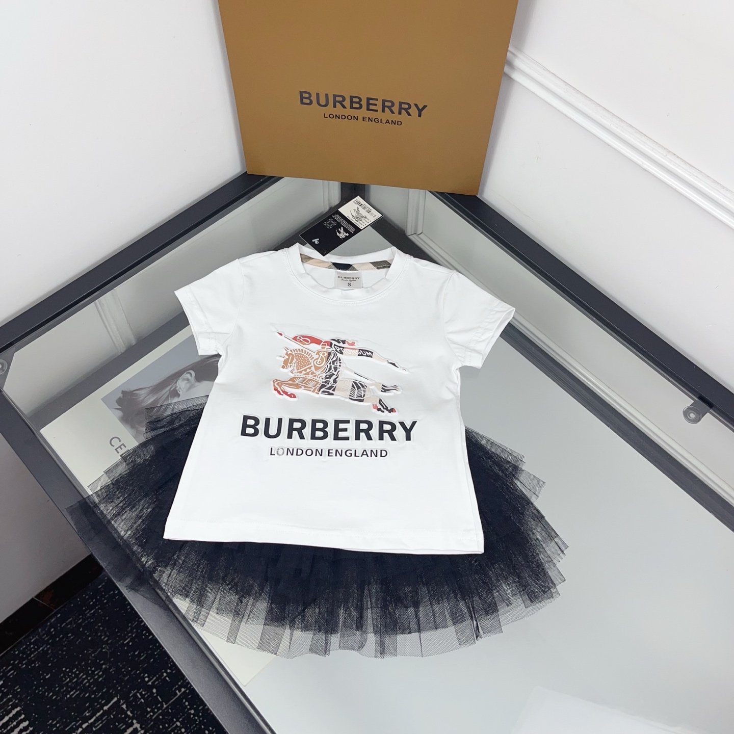Burberry Girls White Embossed Equestrian Knight Short Sleeve T Shirt & Multi-Layer Black Tulle Tutu Skirt Two Piece Princess Outfit Sizes 90-130, Little Girls Matching Set