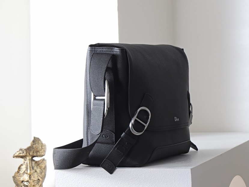 [TOP] Christian Dior Jett Flap Messenger Bag Cowhide 31x25x15cm - Black - 711 Luxury