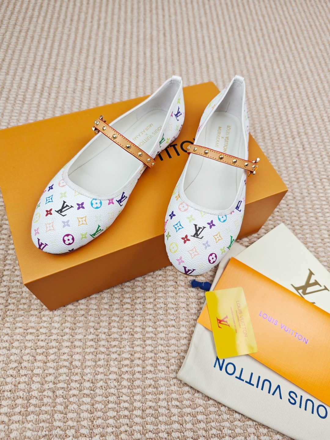 [TOP] Louis Vuitton LV Flat Shoes - White - 711 Luxury