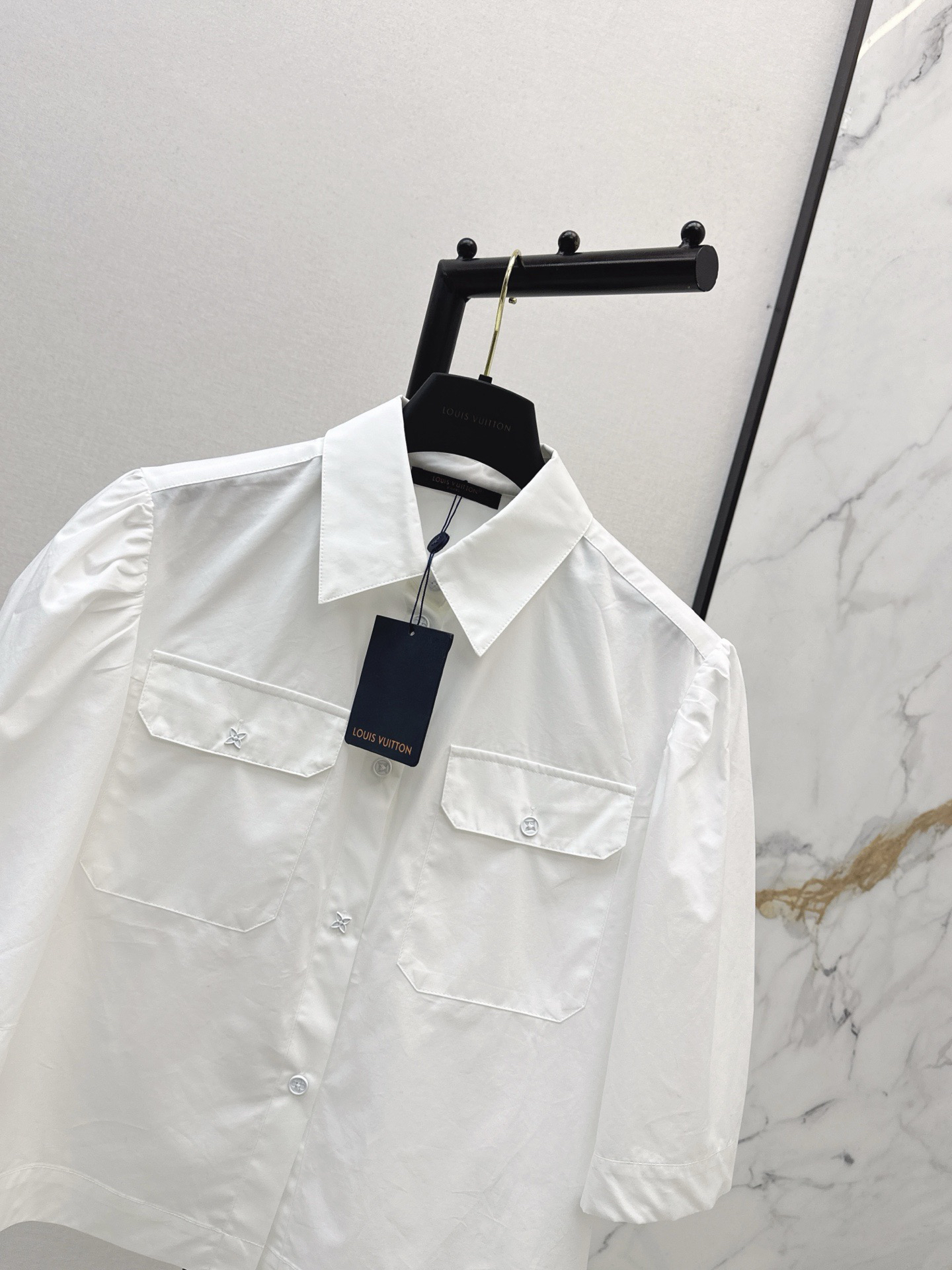 [TOP] Louis Vuitton LV  Shirt - White