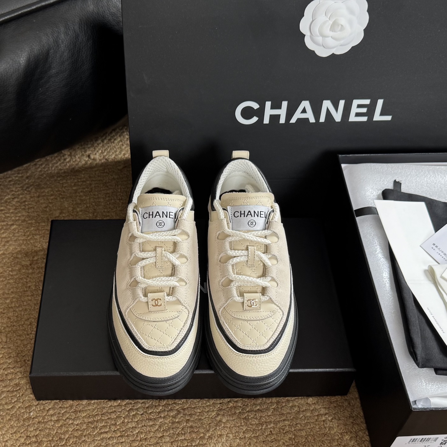 [TOP] CHANEL Sneakers - Beige - 711 Luxury