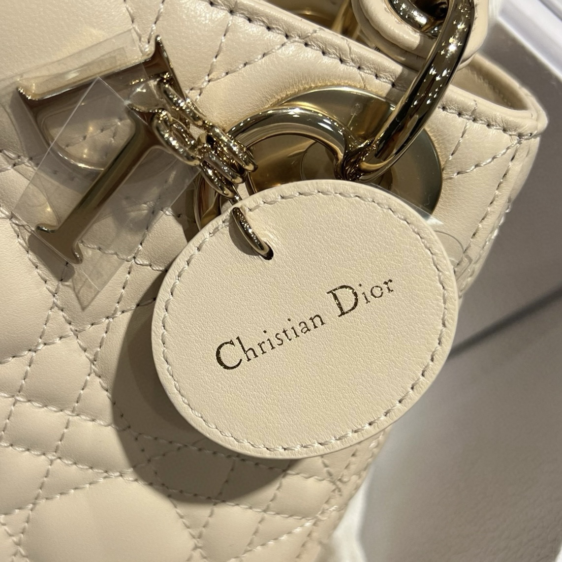 [TOP] Christian Dior Lady Dior Bag Lambskin 17x15x7cm - Beige